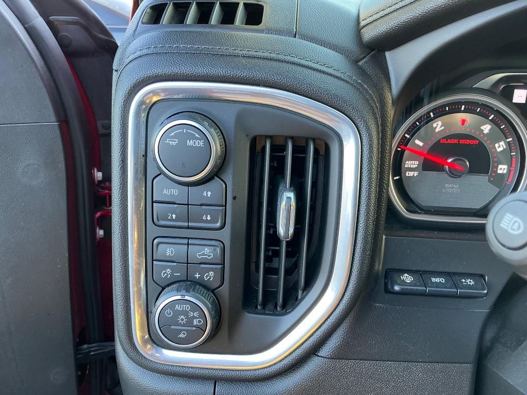 2021 Chevrolet Silverado - $39,652