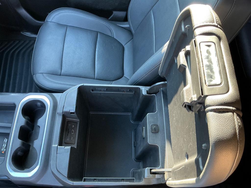 2021 Chevrolet Silverado - $39,652