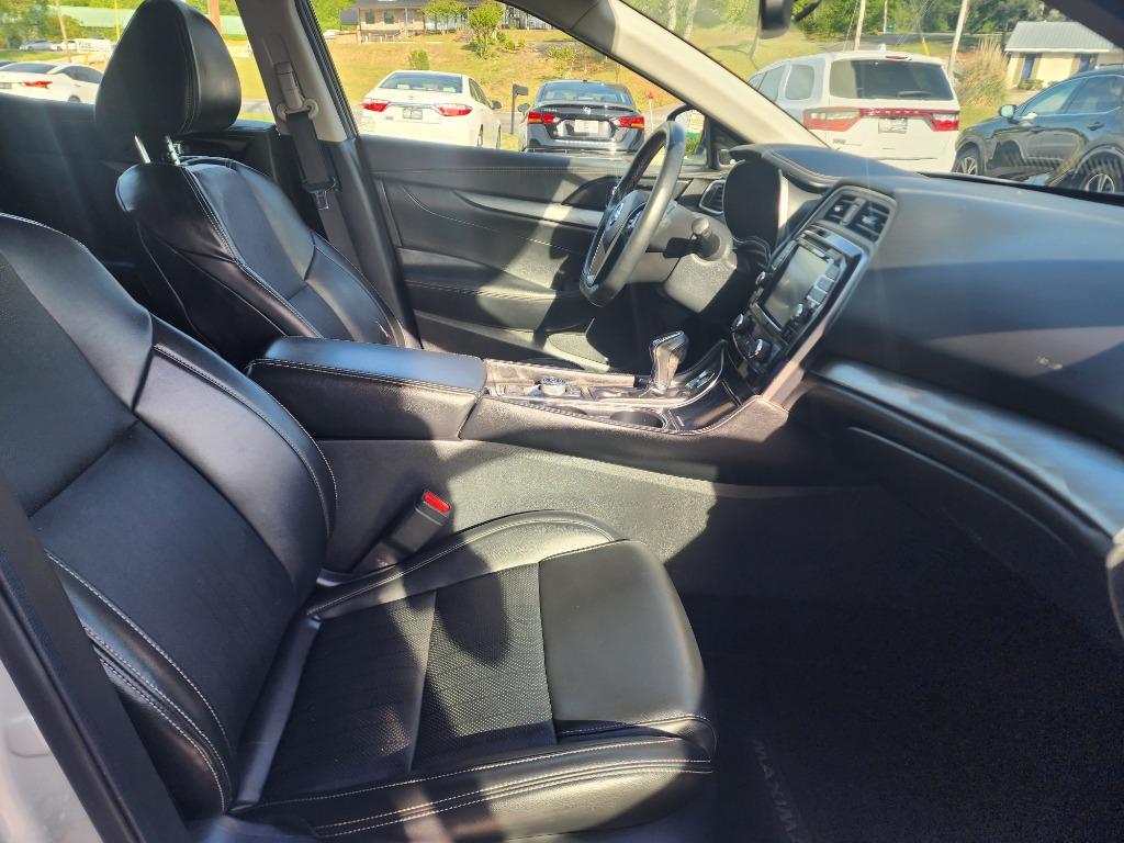 2018 Nissan Maxima SL photo