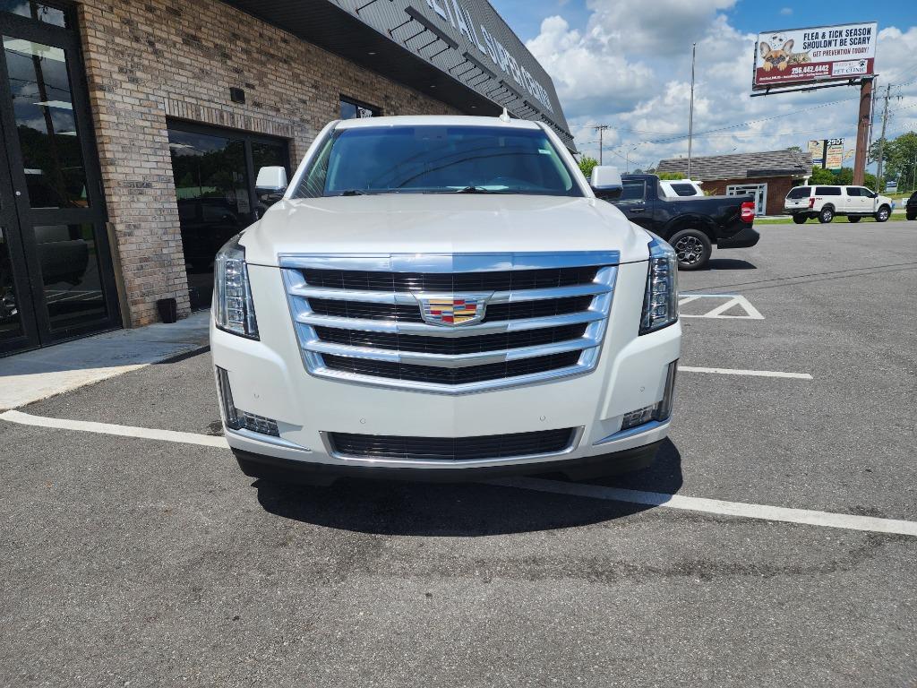 2018 Cadillac Escalade Luxury photo