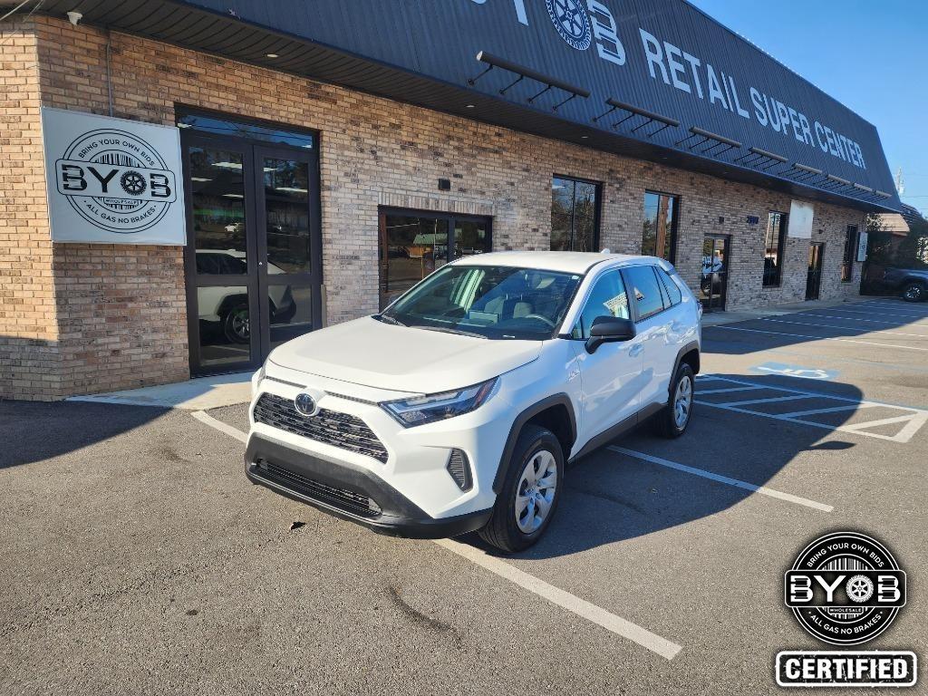 White 2024 Toyota RAV4 SUV / Crossover Front-Wheel Drive Automatic