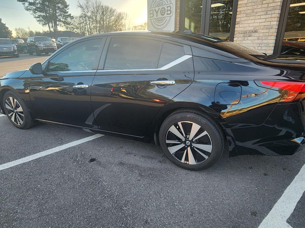 2021 Nissan Altima SV photo