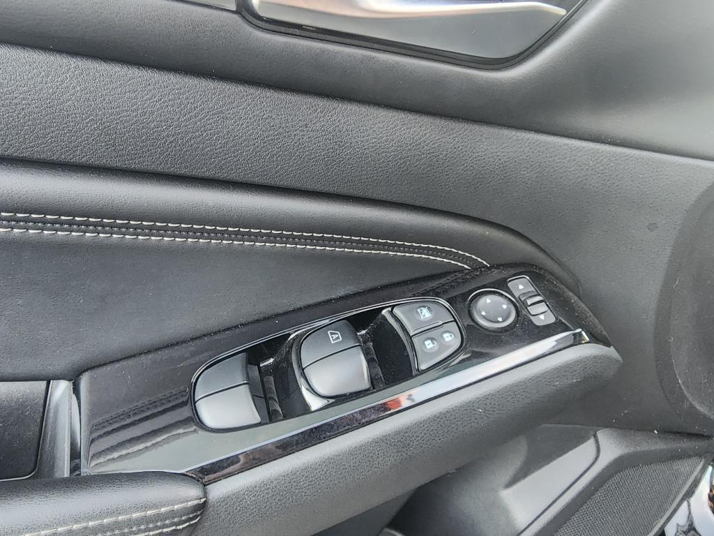 2021 Nissan Altima SV photo