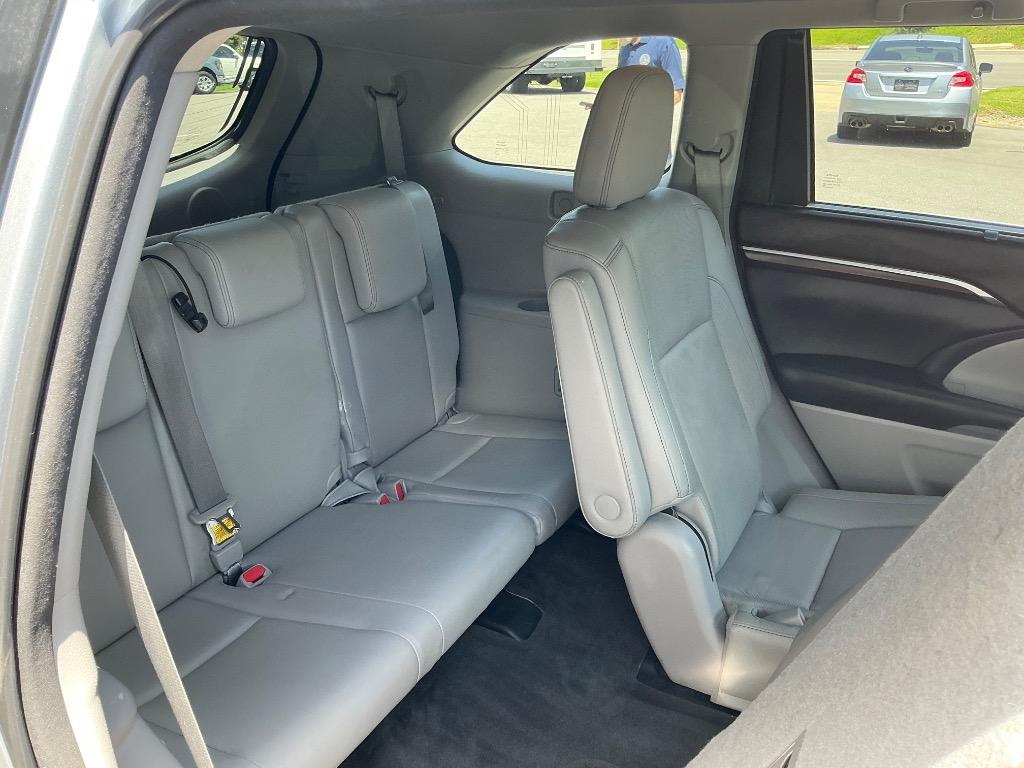 2014 Toyota Highlander - $18,721