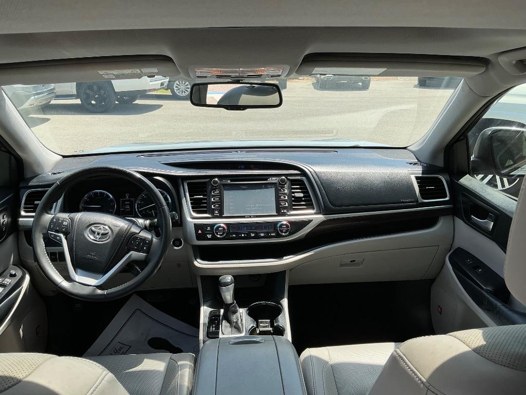 2014 Toyota Highlander - $18,721