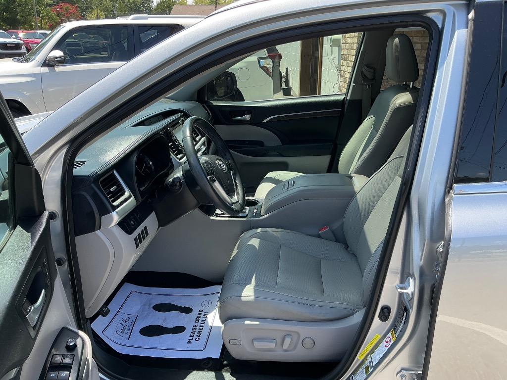 2014 Toyota Highlander - $18,721