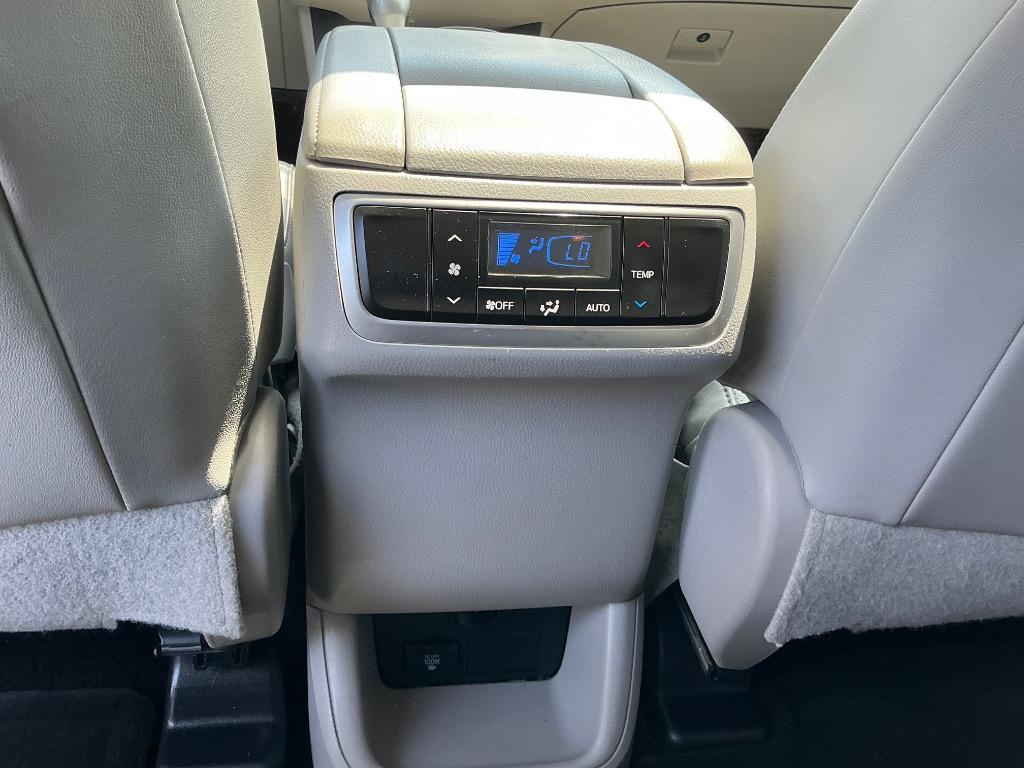 2014 Toyota Highlander - $18,721