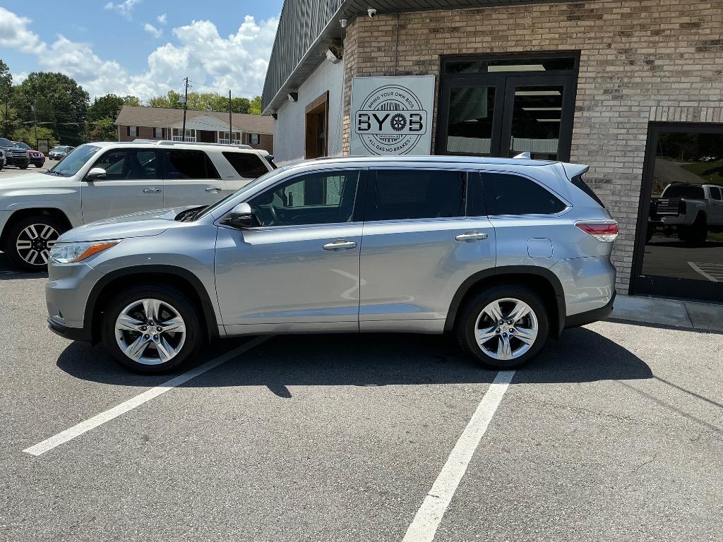 2014 Toyota Highlander - $18,721
