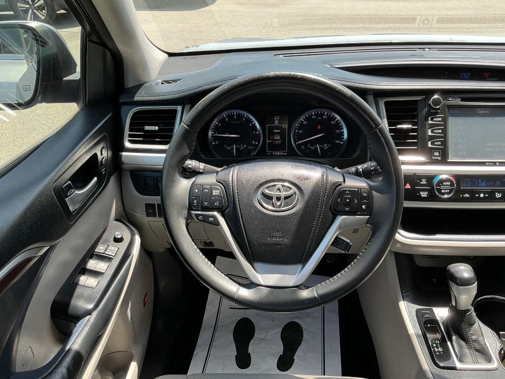 2014 Toyota Highlander - $18,721