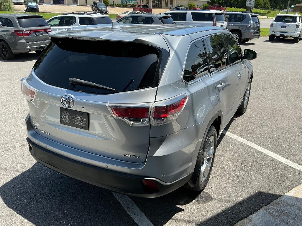 2014 Toyota Highlander - $18,721