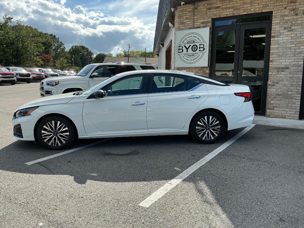2025 Nissan Altima - $22,561