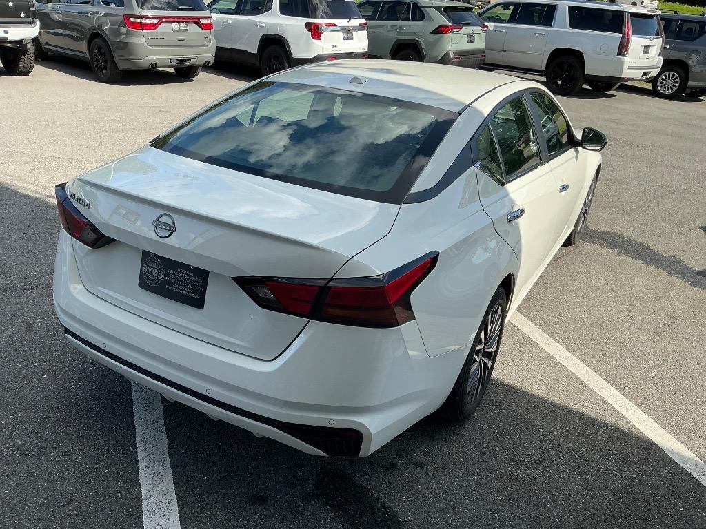 2025 Nissan Altima - $22,561