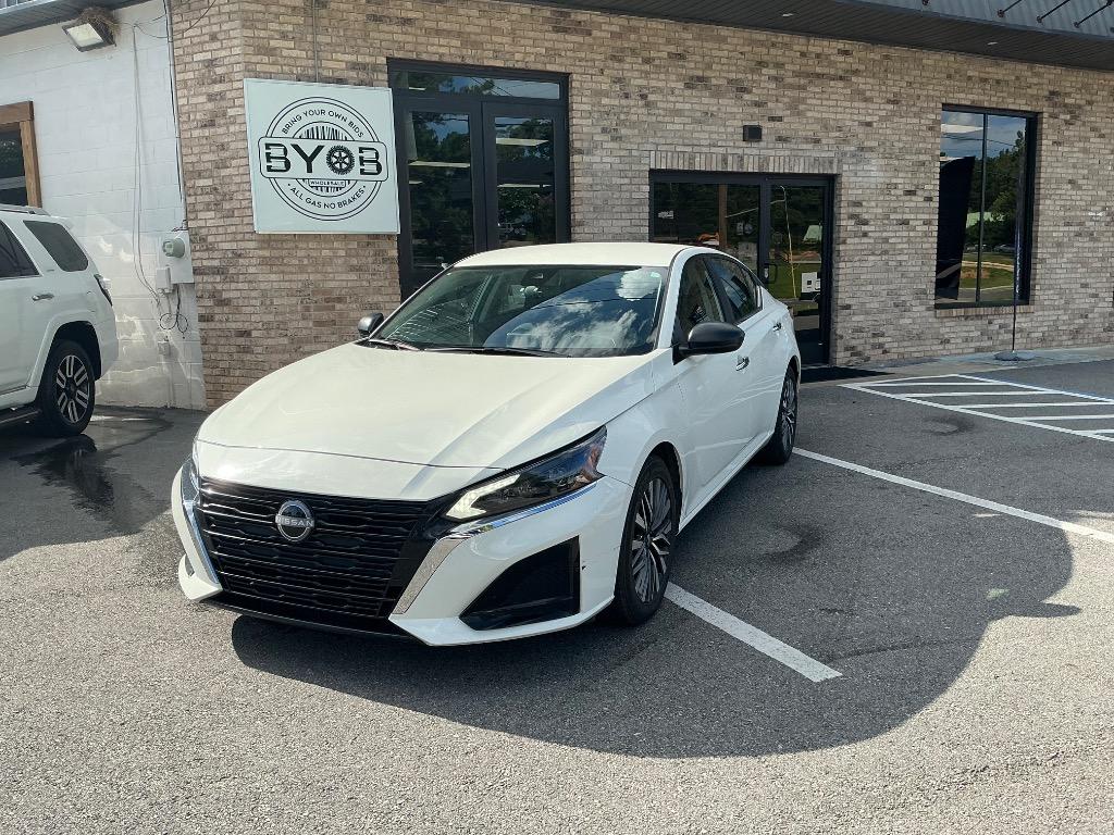 2025 Nissan Altima - $22,561
