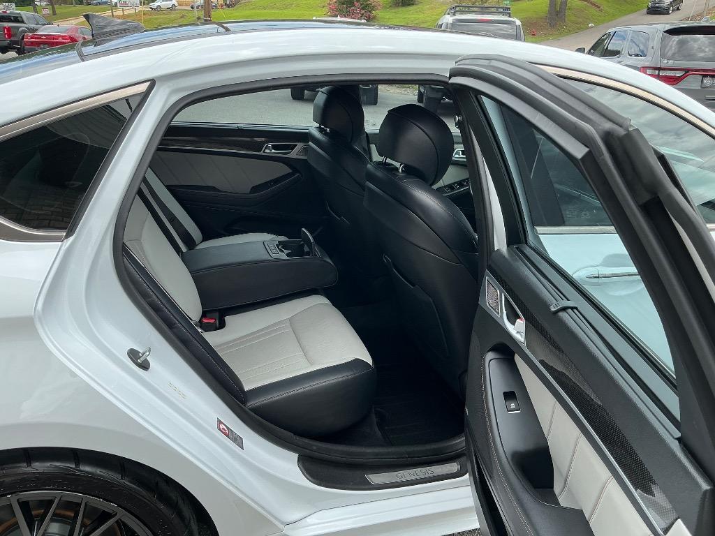 2018 Genesis G80 - $19,784
