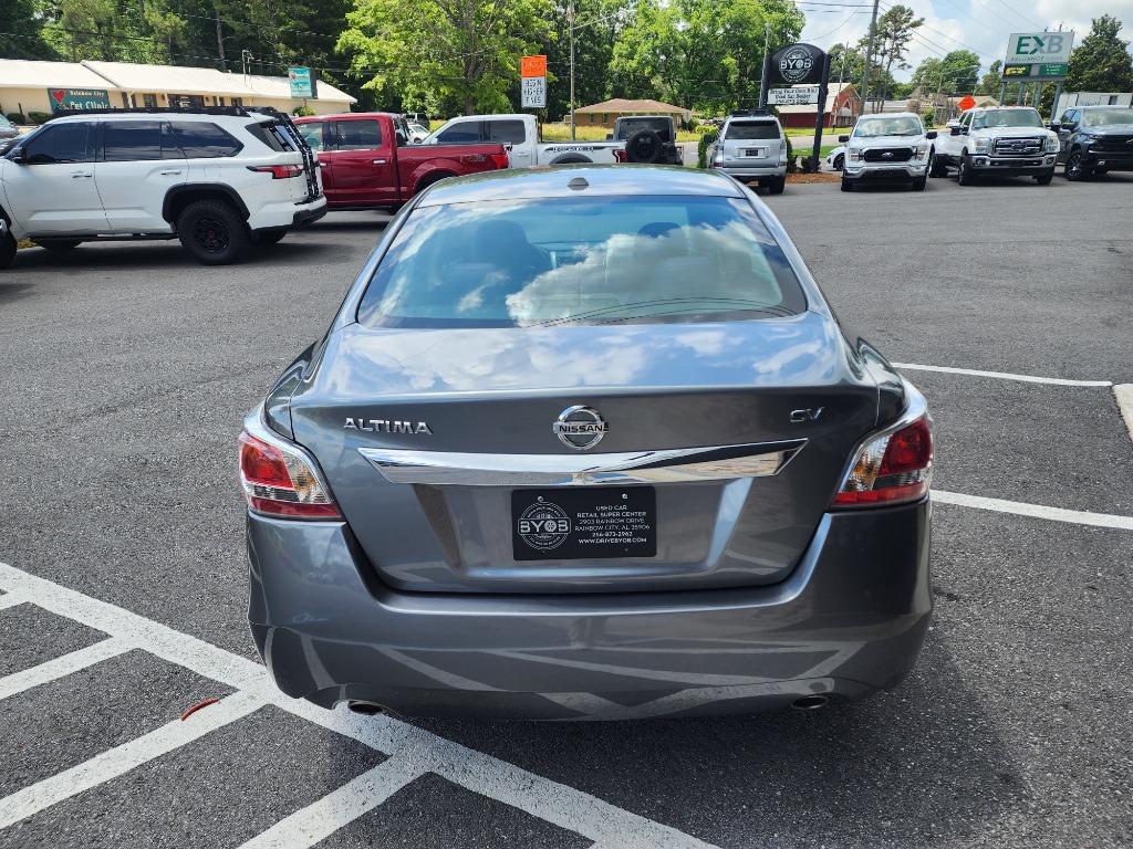 2015 Nissan Altima - $11,979