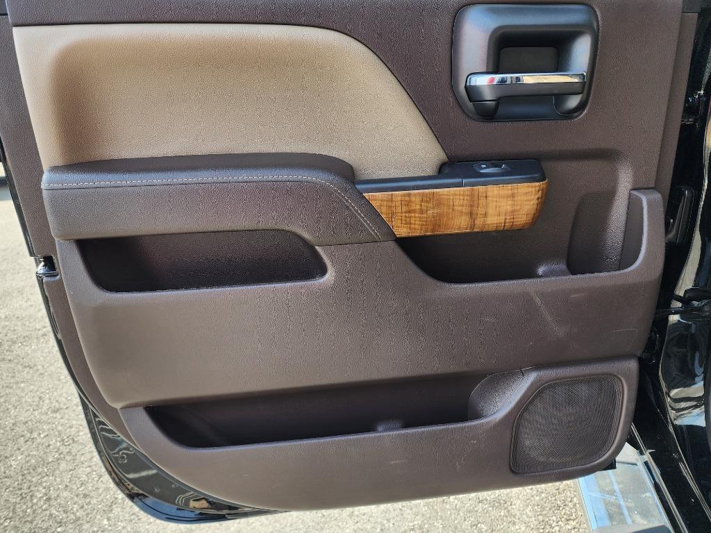 2017 GMC Sierra 1500 SLT photo
