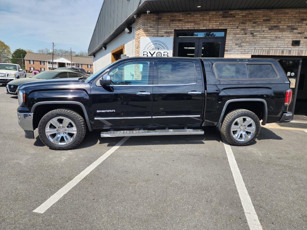 2017 GMC Sierra 1500 SLT photo