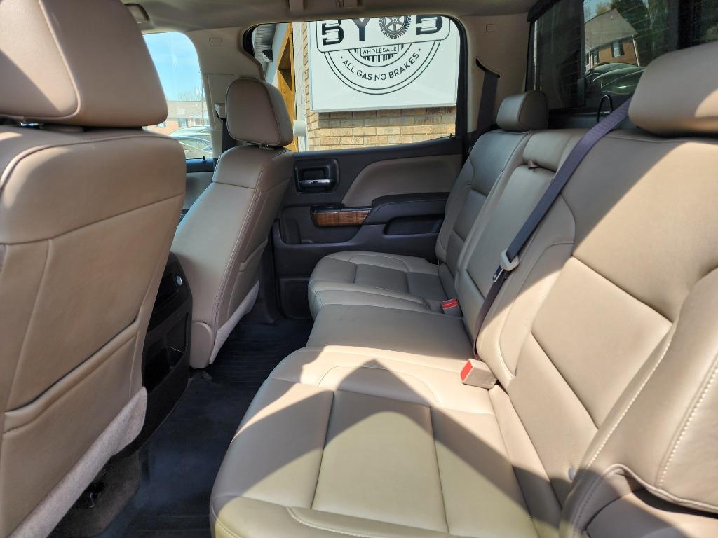 2017 GMC Sierra 1500 SLT photo