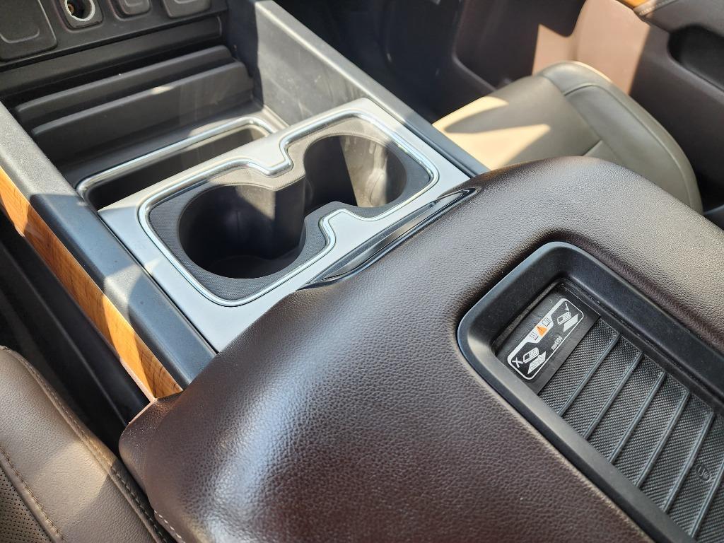 2017 GMC Sierra 1500 SLT photo