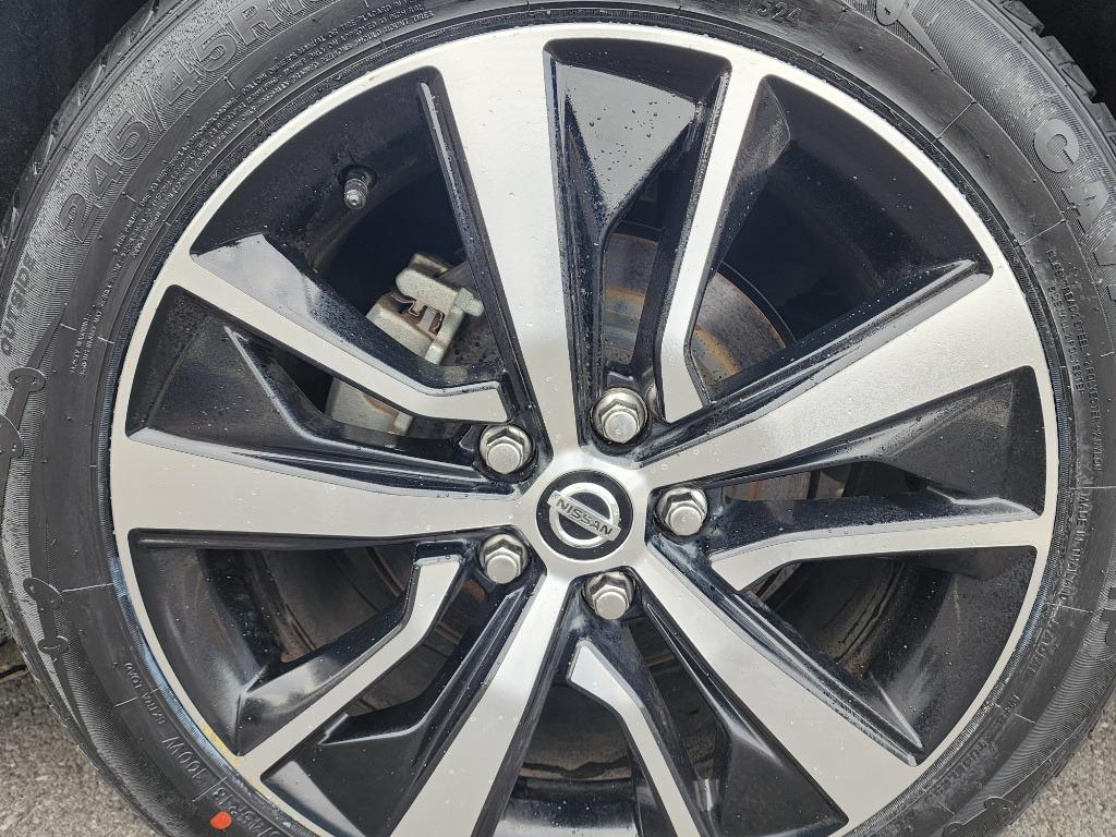 2022 Nissan Maxima SV photo