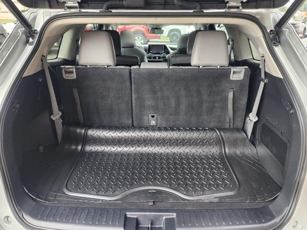2022 Toyota Highlander - $31,458