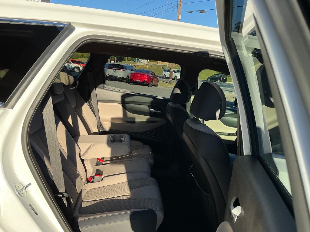 2023 Hyundai Santa Fe - $19,876
