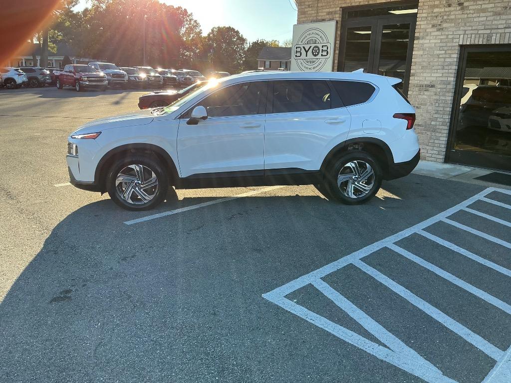 2023 Hyundai Santa Fe - $19,876