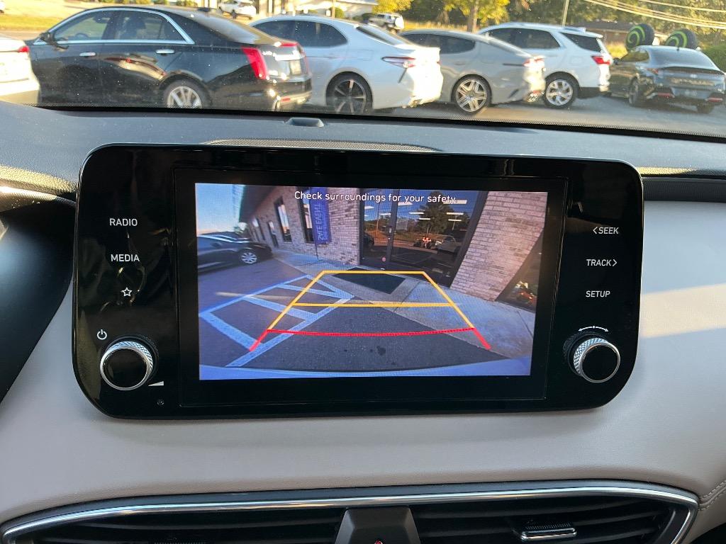 2023 Hyundai Santa Fe - $19,876