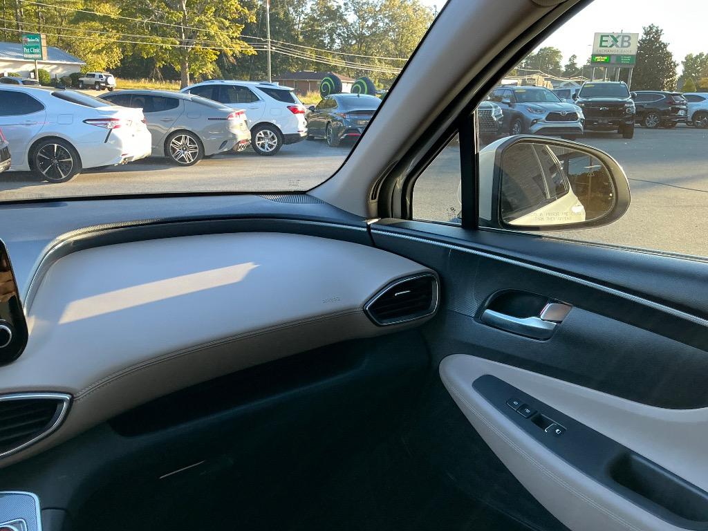 2023 Hyundai Santa Fe - $19,876