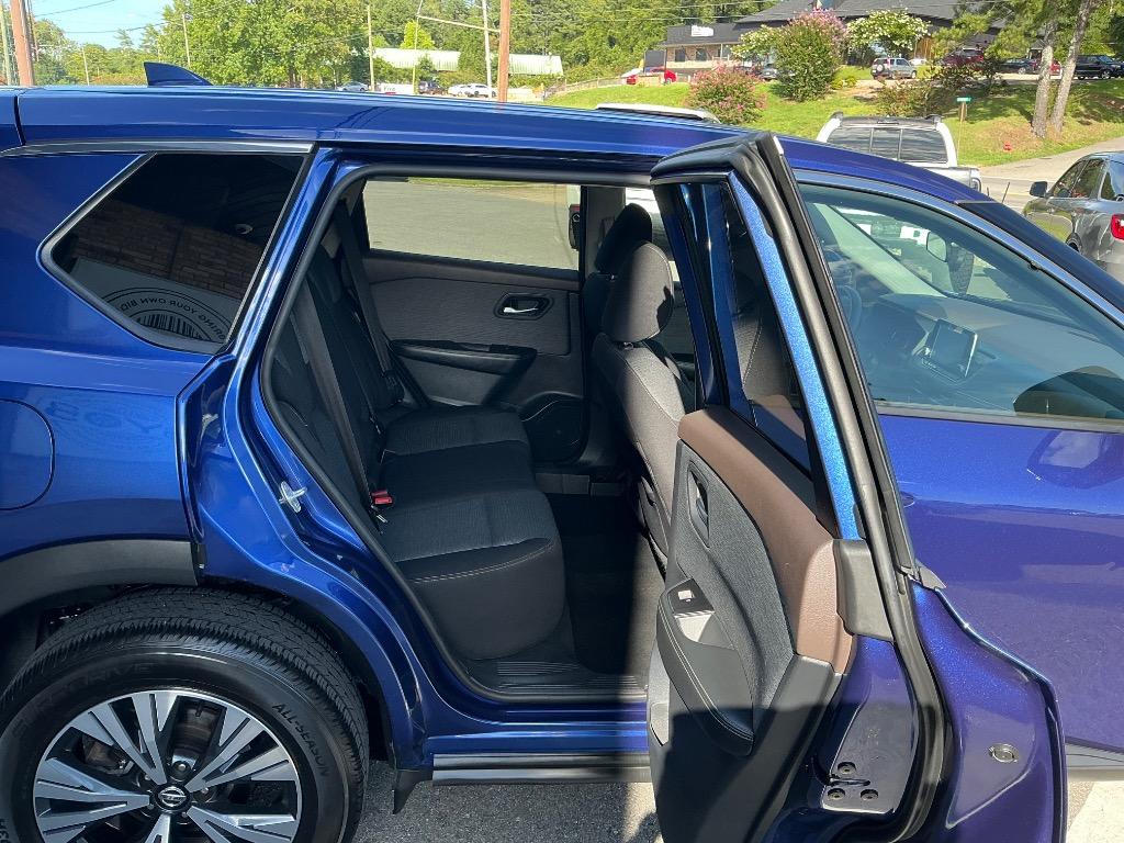 2021 Nissan Rogue - $16,275