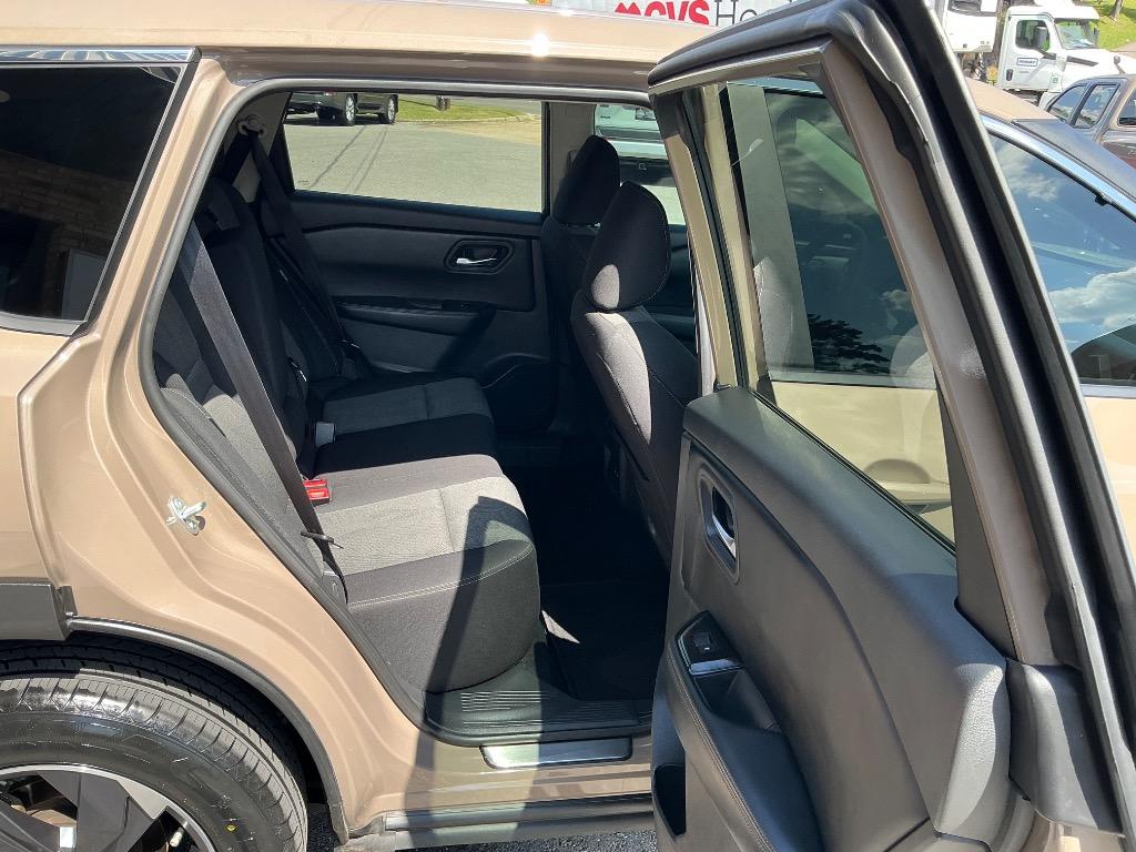 2024 Nissan Rogue - $22,399