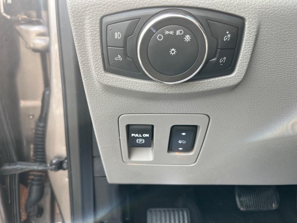 2018 Ford F150 XLT photo
