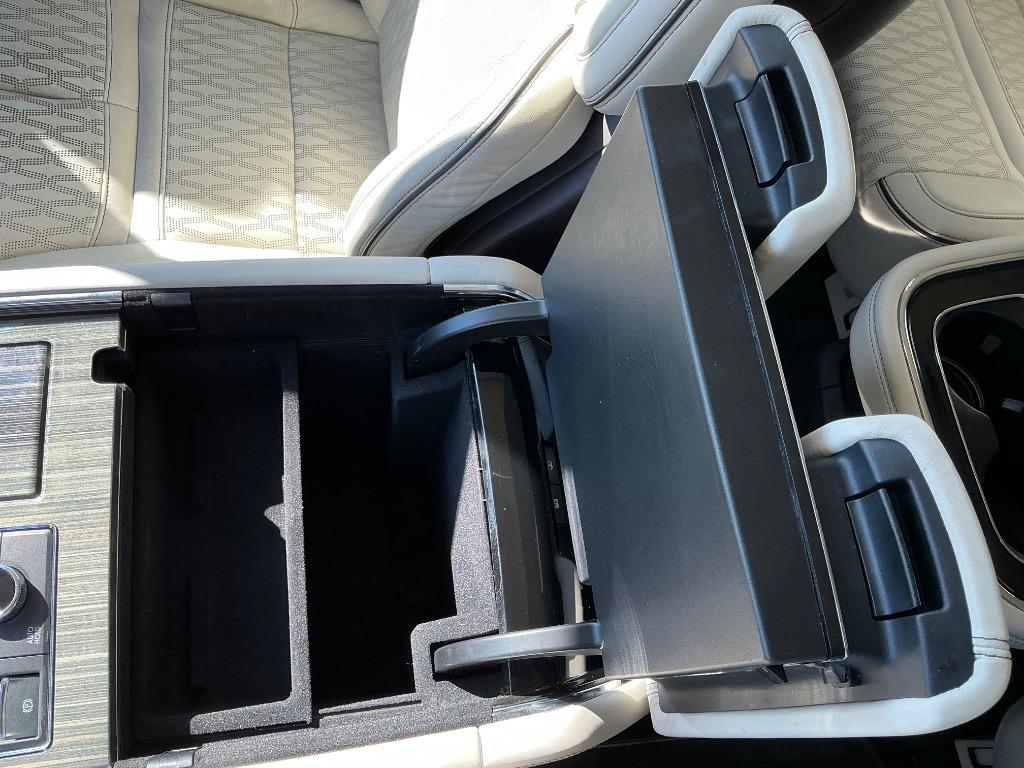 2023 Lincoln Navigator - $49,521