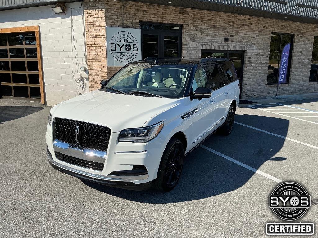 2023 Lincoln Navigator - $49,521
