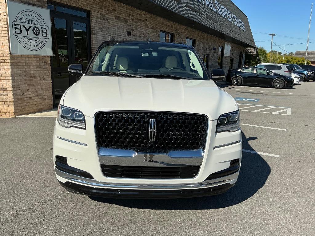 2023 Lincoln Navigator - $49,521