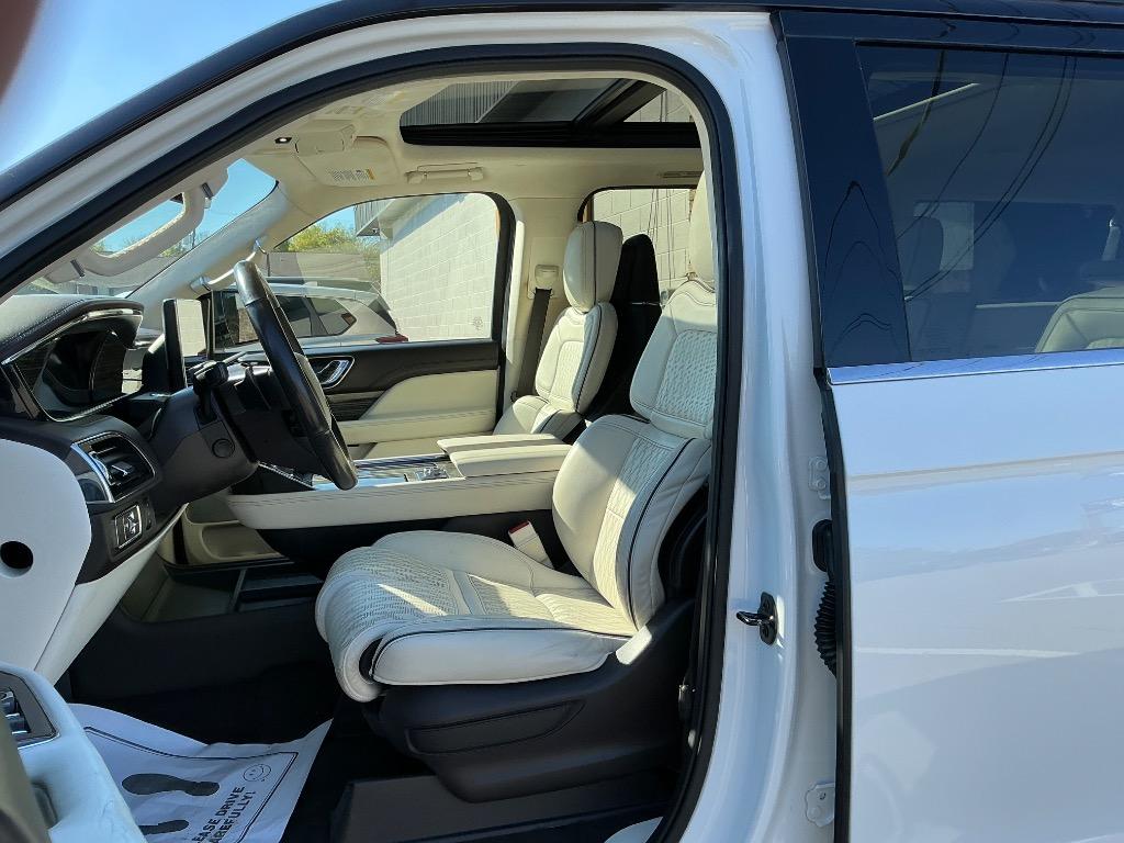 2023 Lincoln Navigator - $49,521