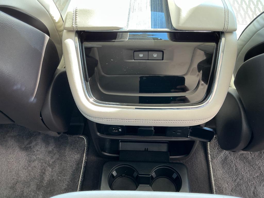 2023 Lincoln Navigator - $49,521