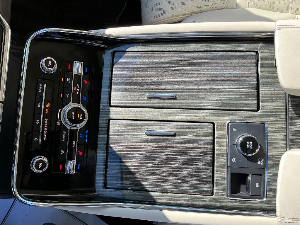 2023 Lincoln Navigator - $49,521