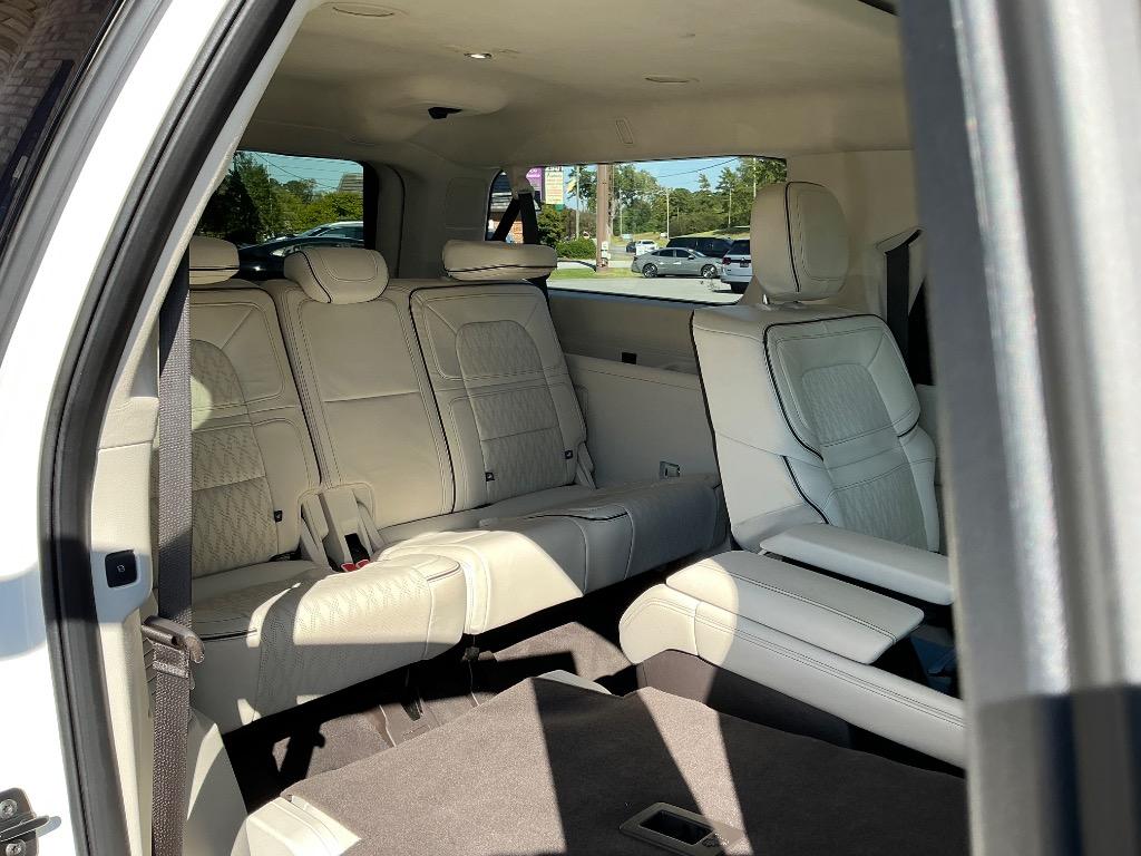 2023 Lincoln Navigator - $49,521