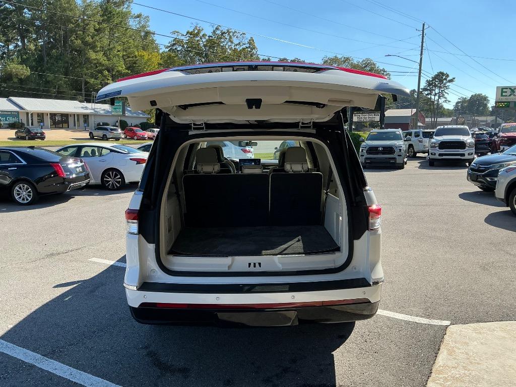 2023 Lincoln Navigator - $49,521