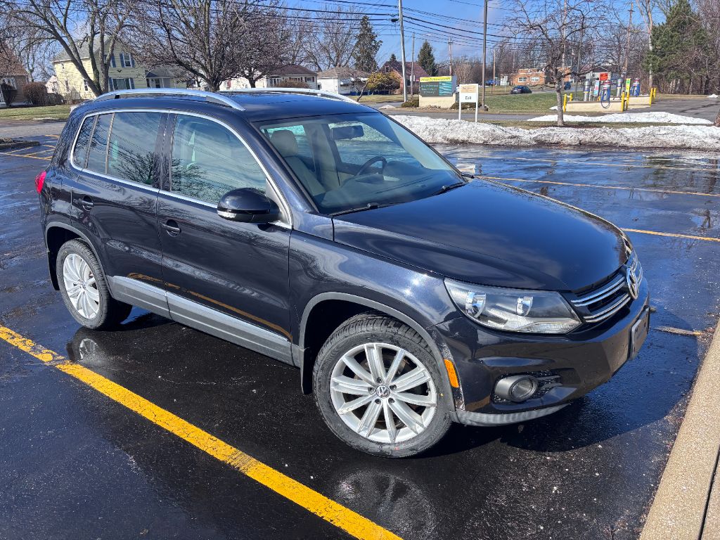 2015 Volkswagen Tiguan SEL photo