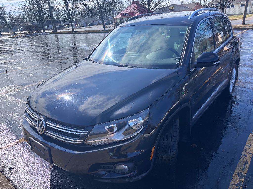 2015 Volkswagen Tiguan SEL photo