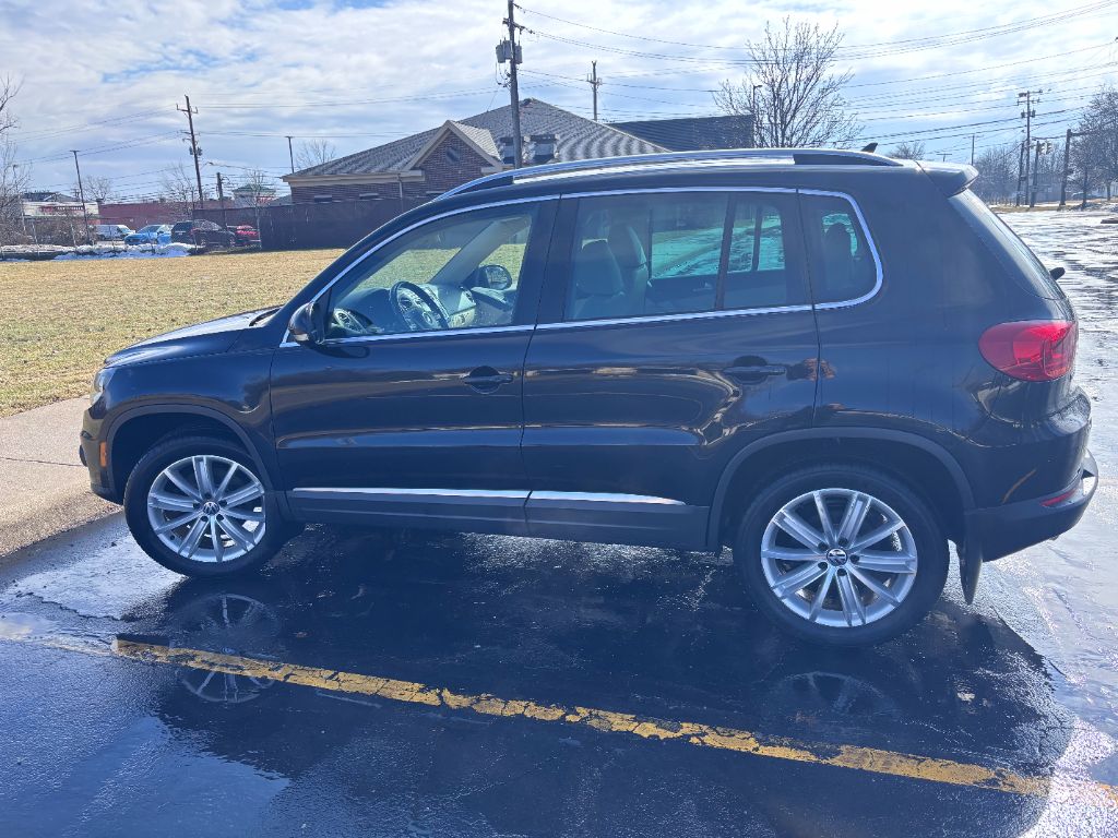 2015 Volkswagen Tiguan SEL photo