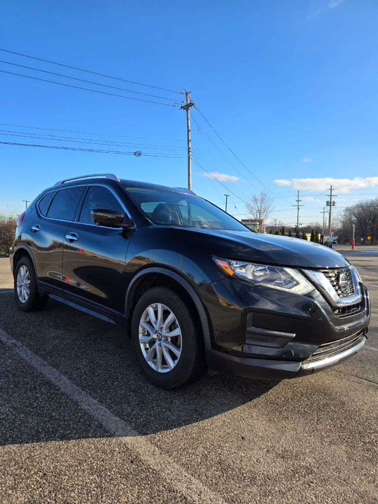 2018 Nissan Rogue SV photo