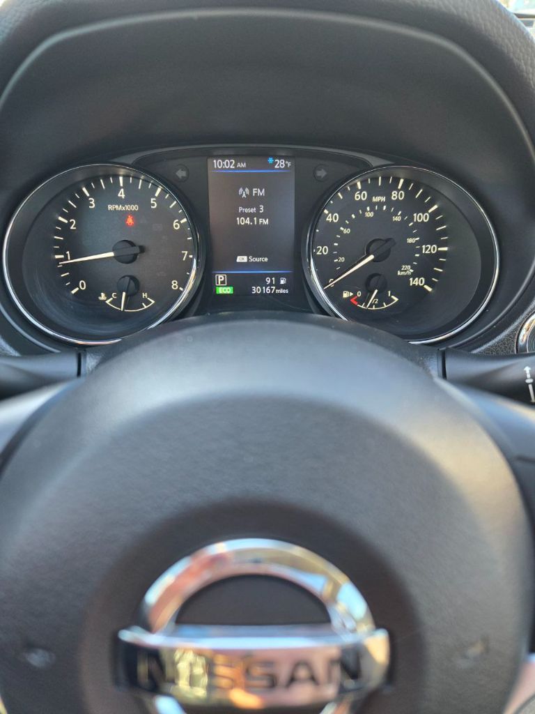 2018 Nissan Rogue SV photo