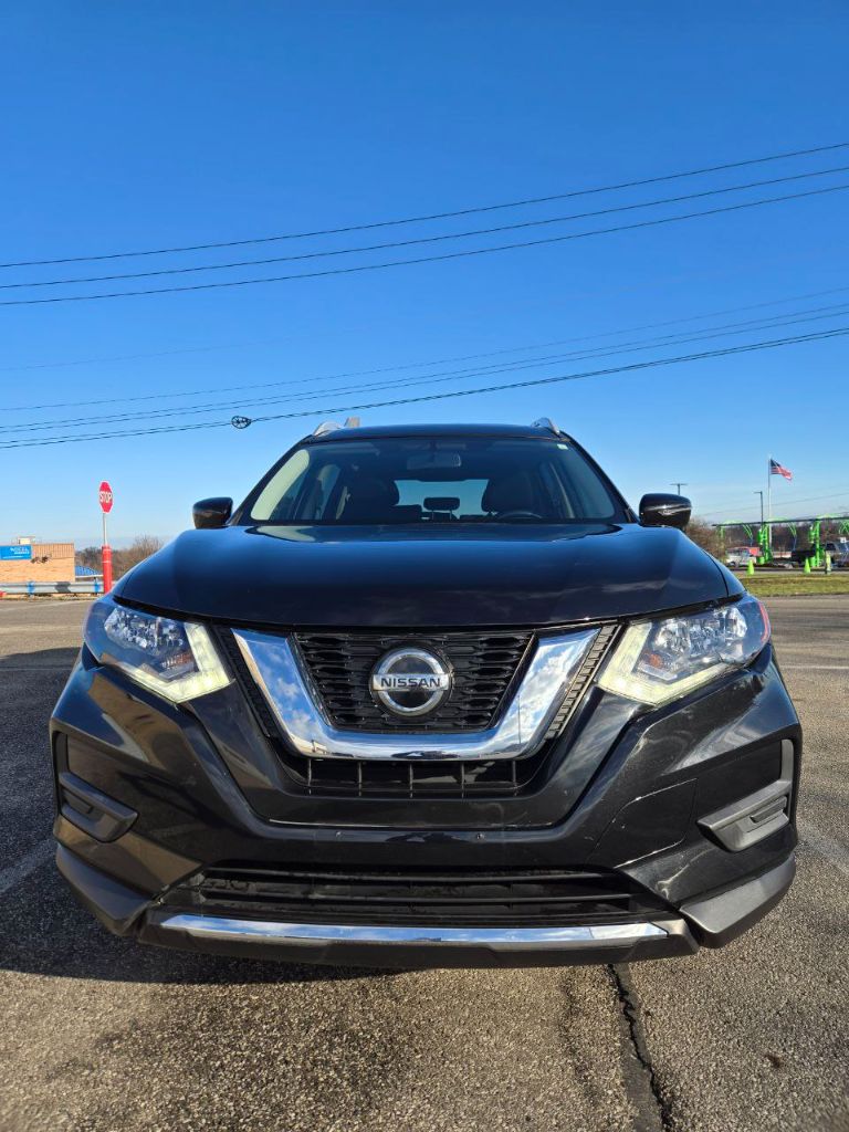 2018 Nissan Rogue SV photo