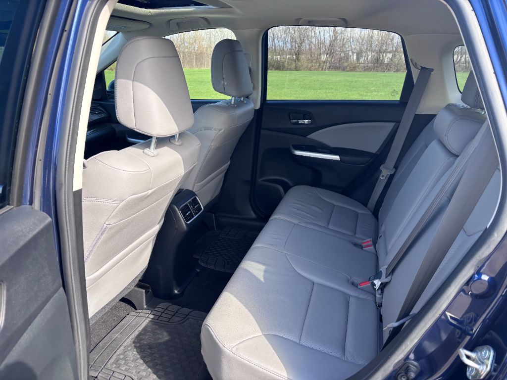 2016 Honda CR-V Touring photo