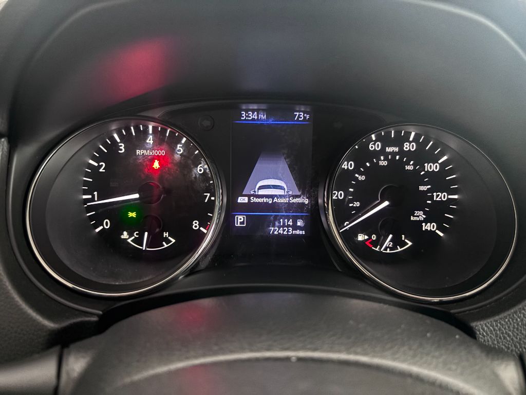 2020 Nissan Rogue SV photo