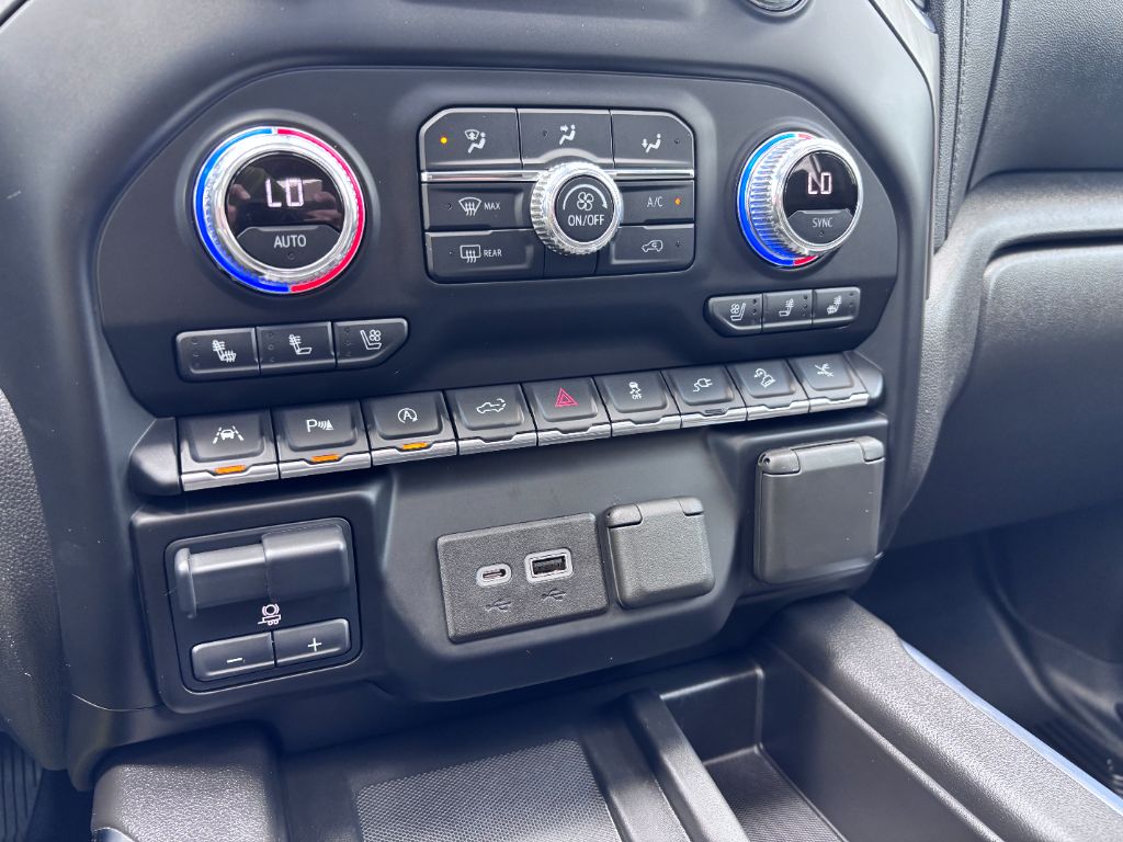 2021 GMC Sierra 1500 Denali photo