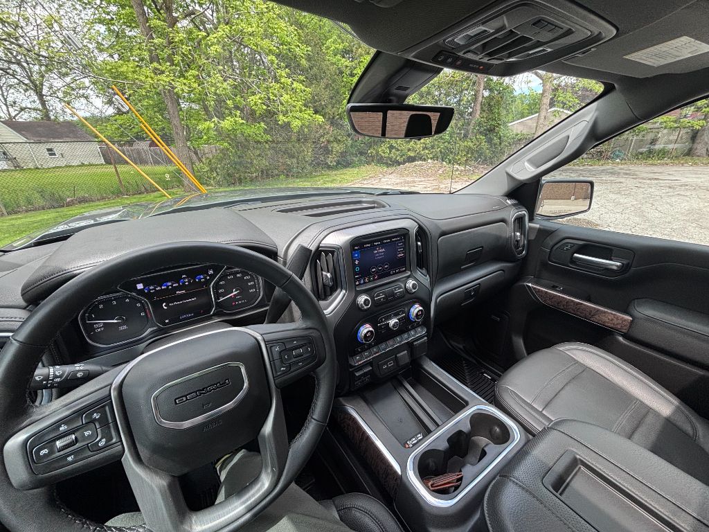 2021 GMC Sierra 1500 Denali photo